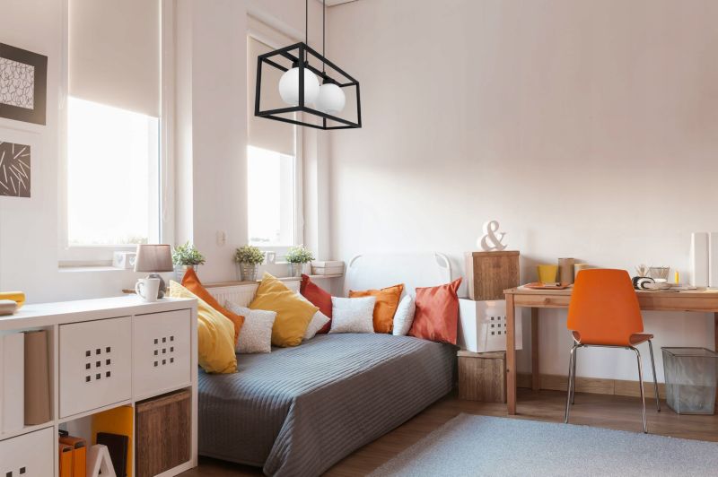 Lampa sufitowe wisząca Light Home LH Eliza Cage Klatka 2x E27 60W szklana kula mleczna 1szt.