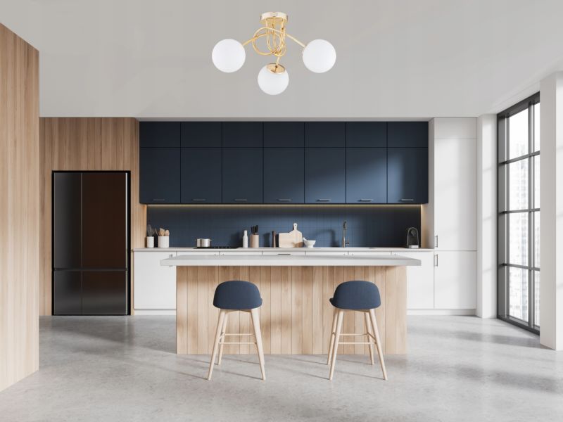 Lampa Wisząca Sufitowa Elko-Lighting Złota Skręt Białe Szklane Kule MIlo E27 1 szt