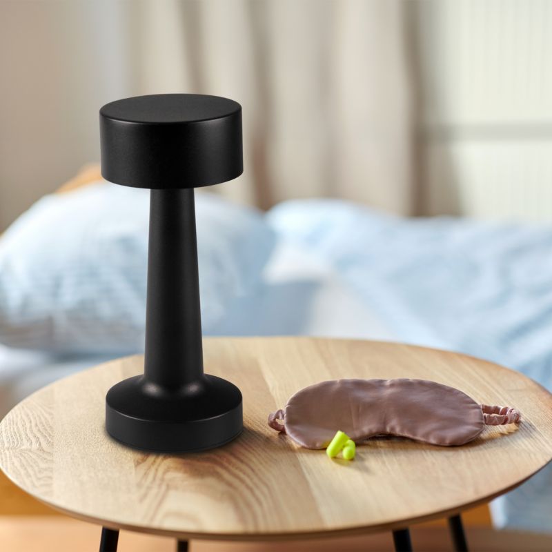 Lampka nocna Goldlux Simply LED czarna