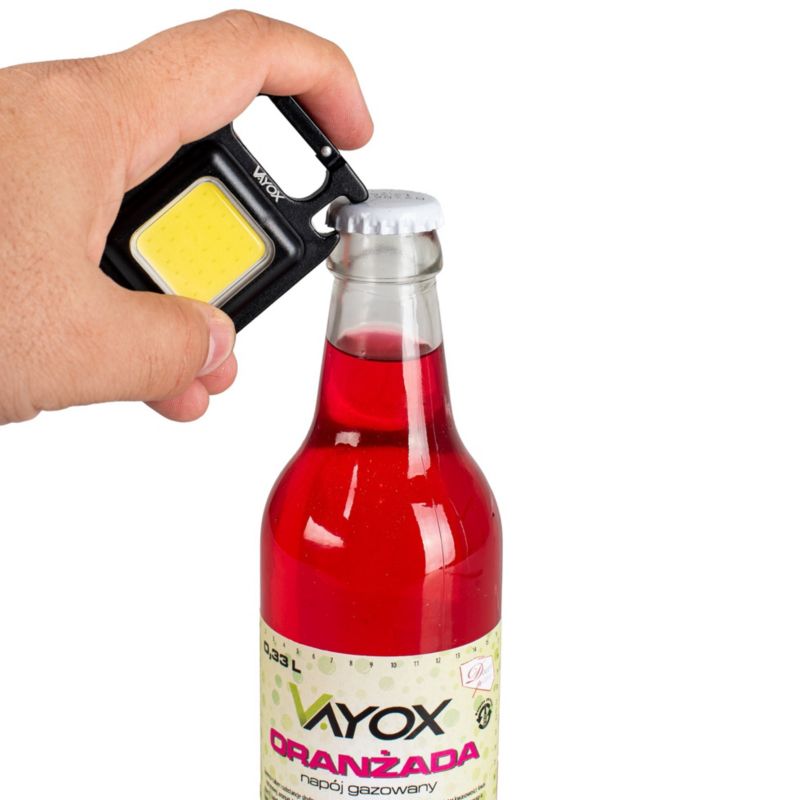 Latarka brelok Vayox VA0288 akumulatorowa magnes otwieracz 300lm 1 szt.