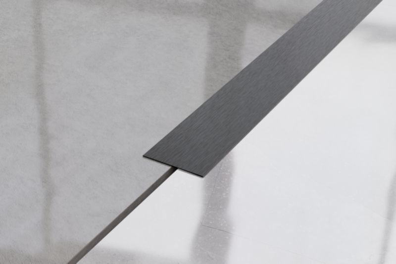 Listwa dekoracyjna Lambro I czarny mat 3,8cm x 270cm 1 szt.