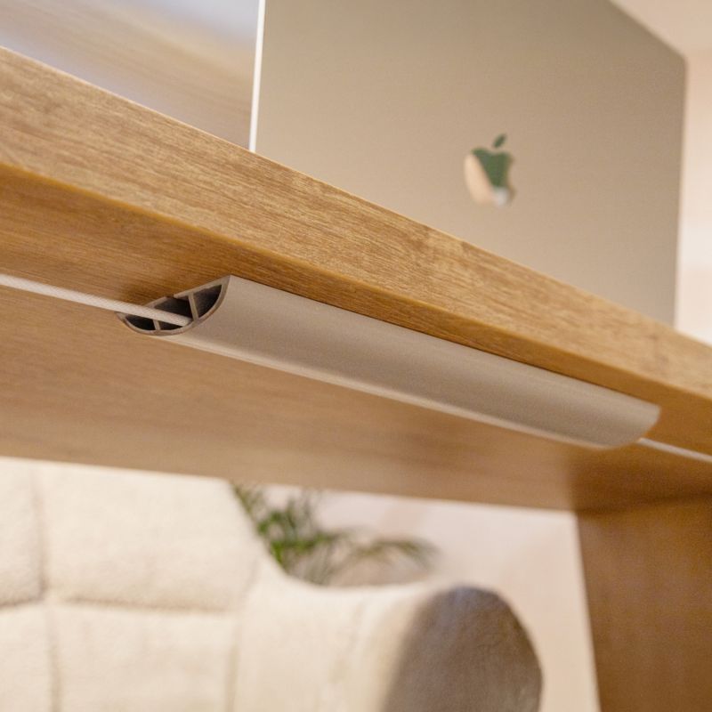 Listwa kablowa maskująca samoprzylepna PCV 40 mm QUEST, maskownica kabli, 3 kanały, półokrągła - 200 cm, szary, 1 szt.