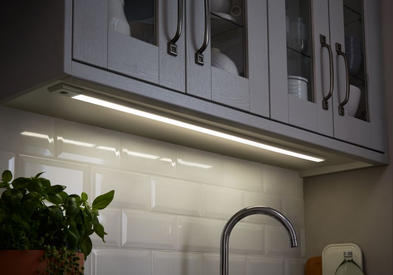 Listwa podszafkowa LED Colours Upha 1 x 16 W silver