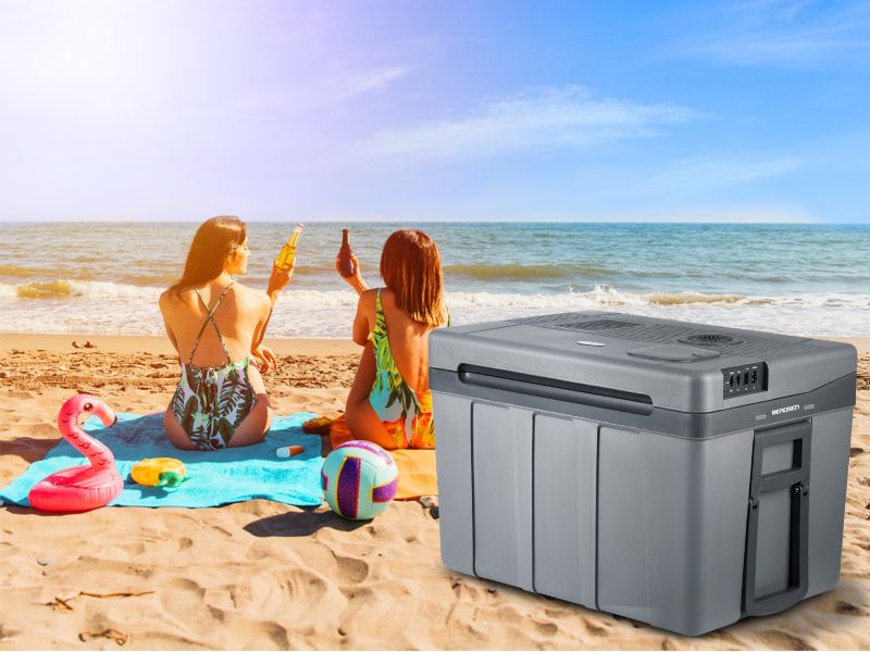 Lodówka turystyczna Berdsen samochodowa 12V/230V USB 50l 1szt.