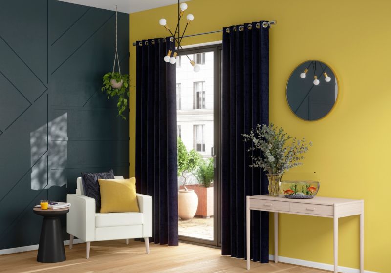 Lustro okrągłe GoodHome Muhely 60 cm w metalowej ramie złote