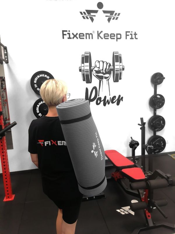 Mata gimnastyczna treningowa do ćwiczeń jogi fitness gruba Fixem 1szt