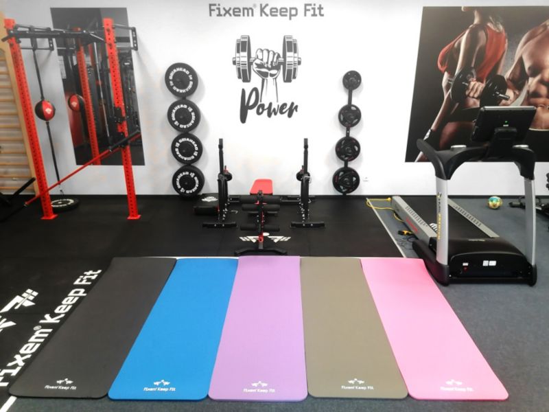Mata gimnastyczna treningowa do ćwiczeń jogi fitness gruba Fixem 1szt