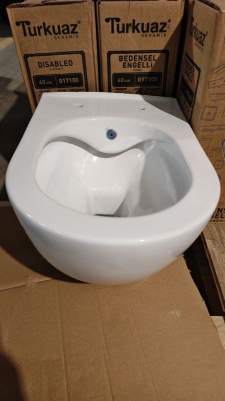 Miska WC VIBA z bidetem i z baterią ciepła zimna woda deska soft close 1szt