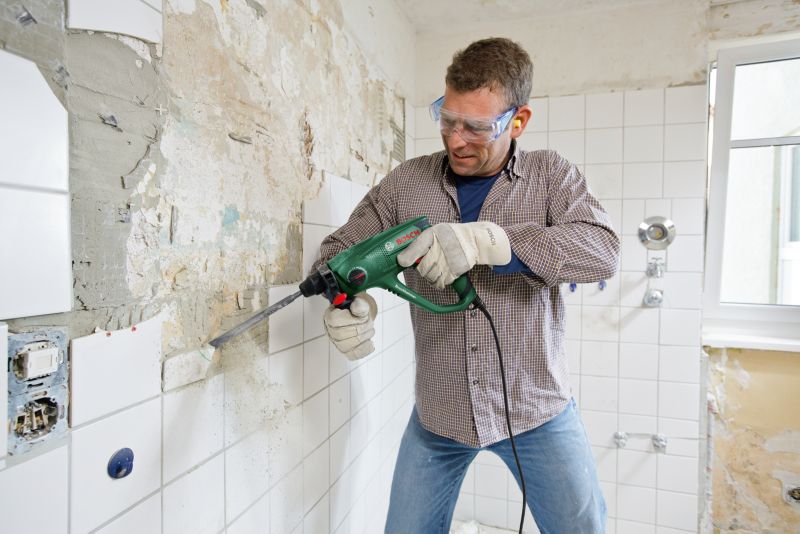 Młot udarowy Bosch PBH 2100 RE 550 W