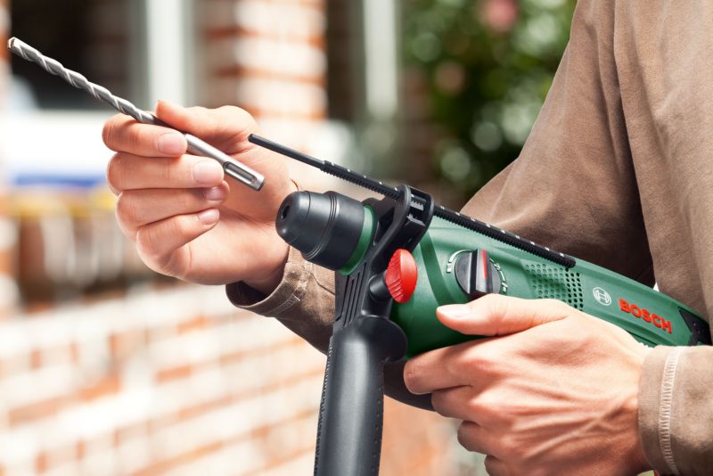 Młot udarowy Bosch PBH 2100 RE 550 W