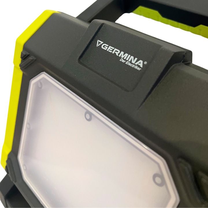 Naświetlacz LED GERMINA do akumulator 35W + adaptery do najpopularniejszych firm elektronarzędzi lampa profesjonalna 1szt.