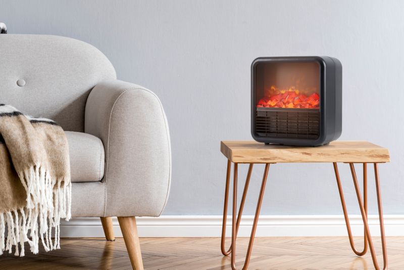 Nagrzewnica SKIVA ceramiczna PTC z kominkiem 1 szt
