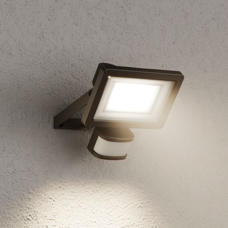 Naświetlacz GoodHome Lucan z czujnikiem ruchu 20 W czarny