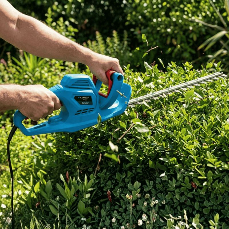 Nożyce do żywopłotu 1350 W 45 CM ELEKTRYCZNE BLAUPUNKT HT3020 1szt.