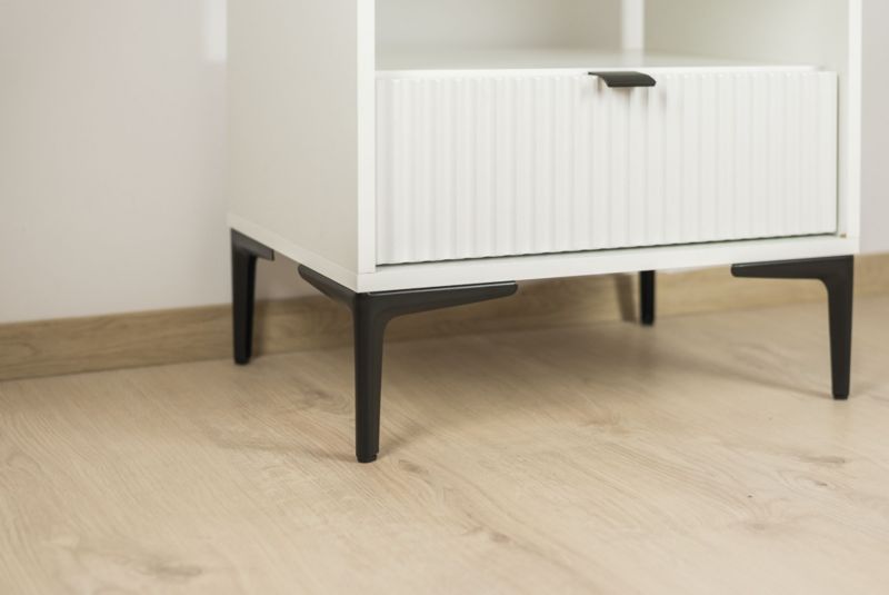 Noga meblowa B&B Kotwica Elegant czarny mat wysokość 15 cm  1 szt