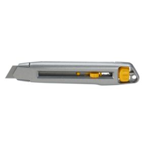 Nóż metalowy Stanley Interlock 18 mm