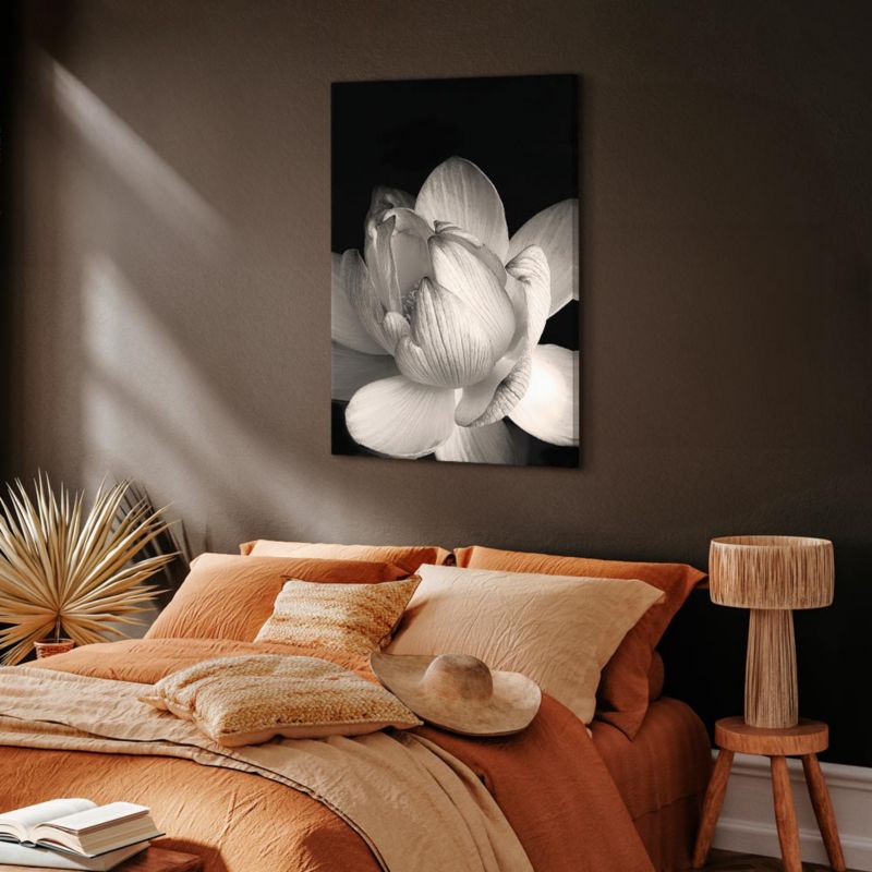 Obraz Artgeist Czarno-biały kwiat 80 x 120 cm płótno włoskie 1 szt