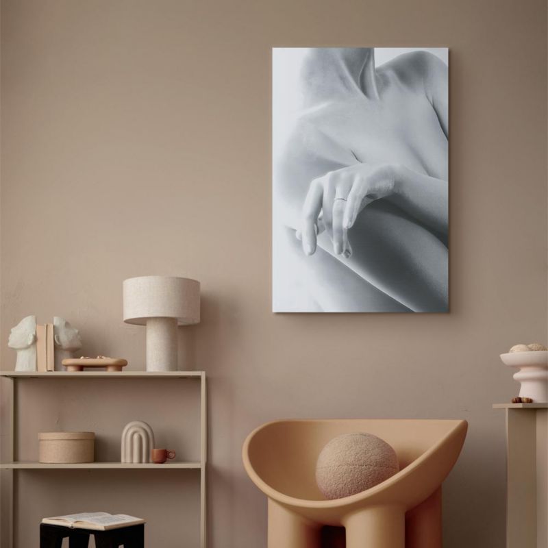 Obraz Artgeist Kobieca delikatność 60 x 90 cm płótno włoskie 1 szt