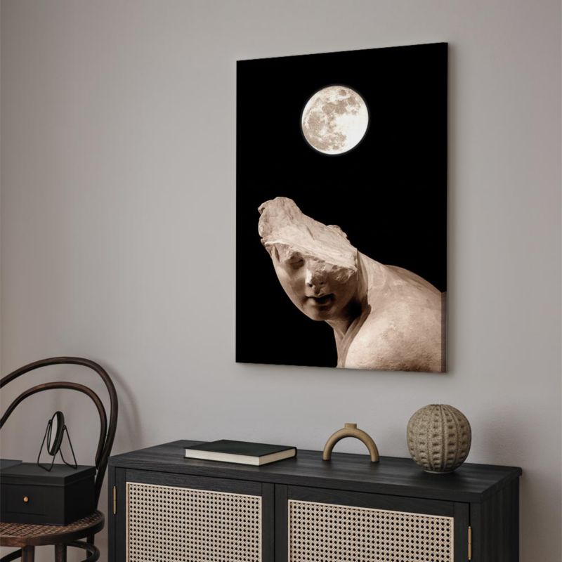 Obraz Artgeist Moon and statue 80 x 120 cm flizelina 1 szt
