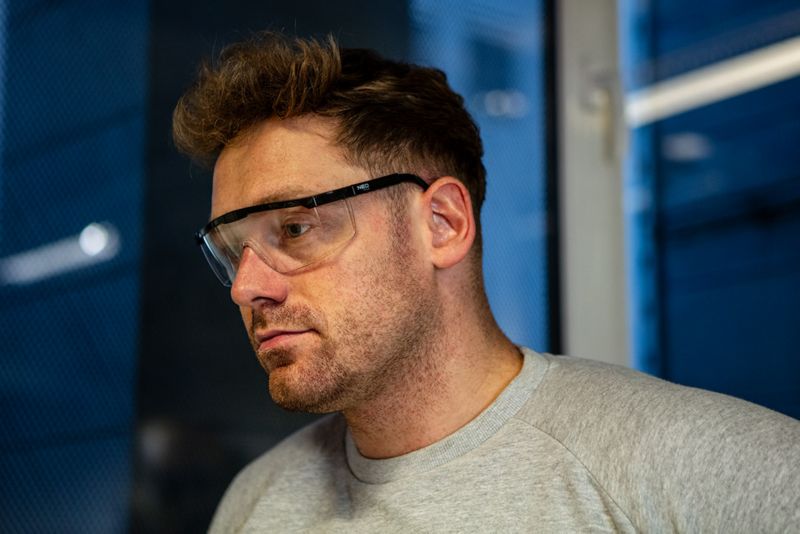 Okulary ochronne NEO TOOLS białe soczewki, regulowane zauszniki 1 szt