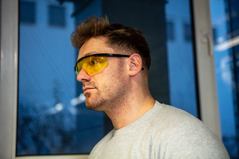 Okulary ochronne NEO TOOLS żółte soczewki, regulowane zauszniki 1 szt