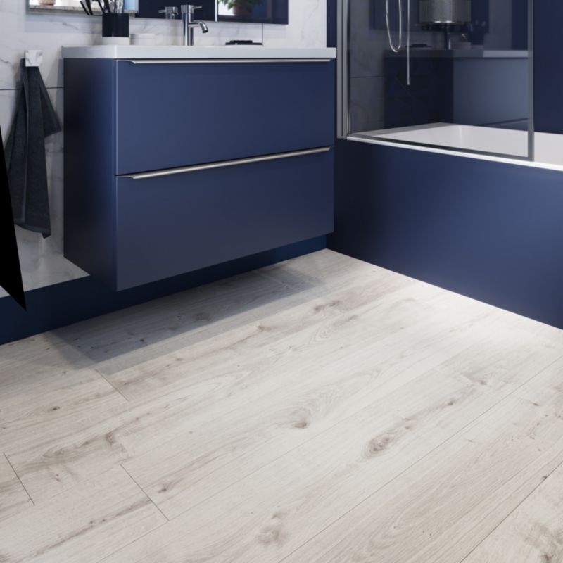 Panele podłogowe laminowane GoodHome Rowley AC4 Light Grey 1,99 m2