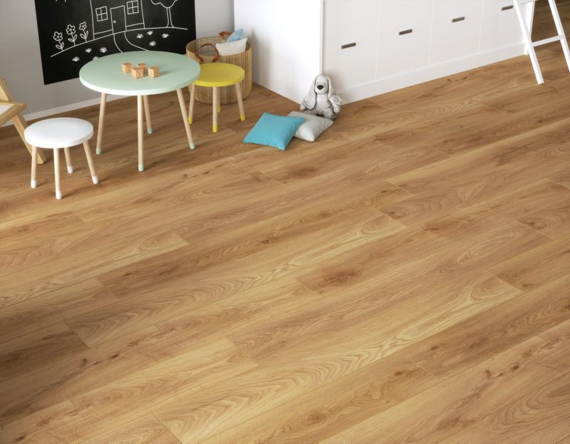 Panele podłogowe laminowane Kronostep Dąb Avaros AC6 1,51 m2