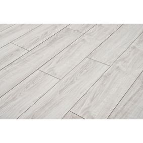 Panele podłogowe laminowane Weninger Dąb Bosfor AC6 1,65 m2