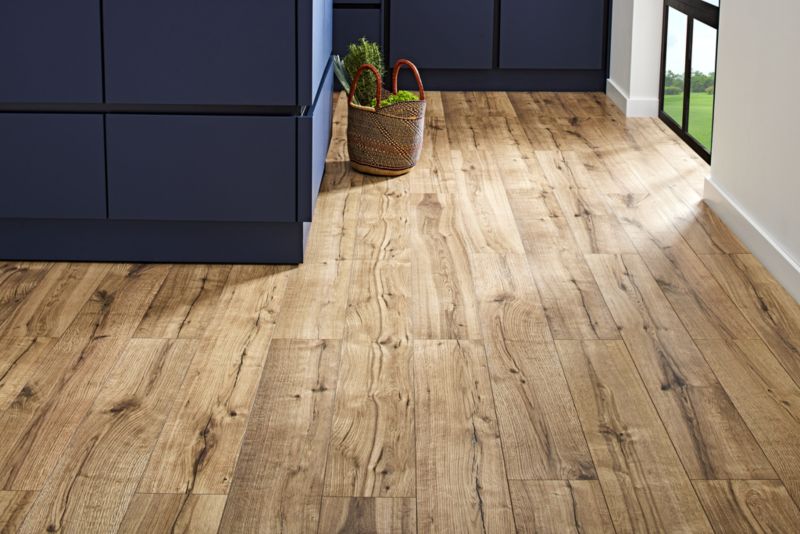 Panele podłogowe laminowane wodoodporne Classen Dąb Nantes AC5 1,973 m2