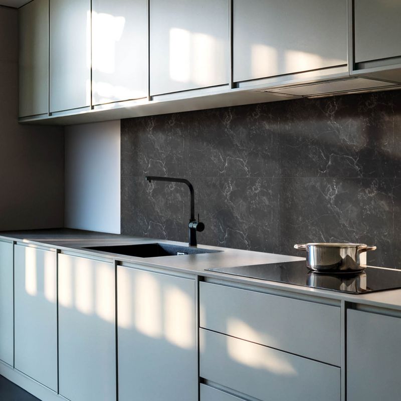 Panele samoprzylepne Wallfluent 60x30 cm Marmur z subtelnymi liniami 6 szt.