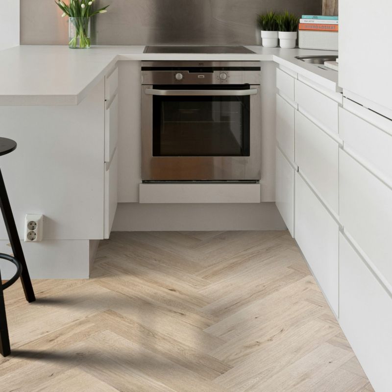 Panele winylowe MODULARI DRYBACK HERRINGBONE SAND OAK 28255, klejone do podłoża, do hoteli, do domów i apartamentów 3,57m2
