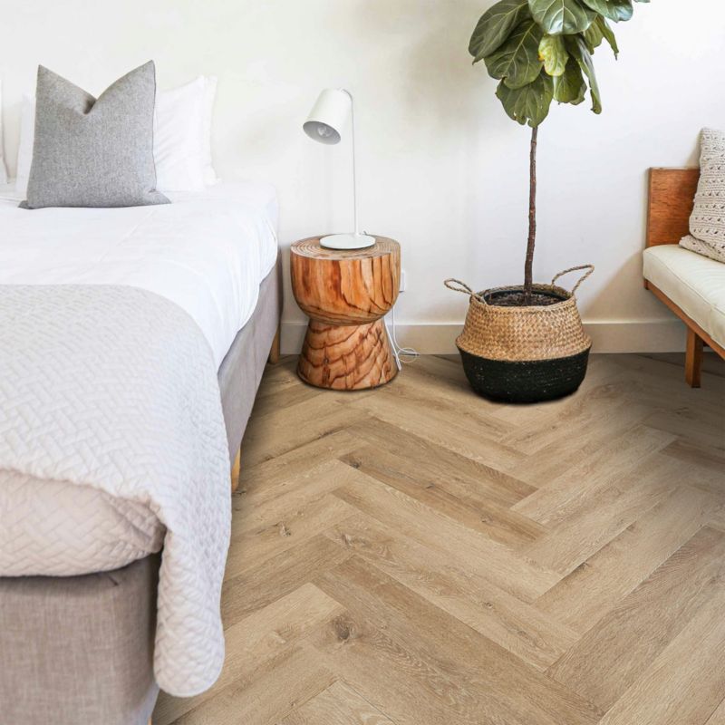 Panele winylowe MODULARI EIR AMBER OAK 94259 herringbone, dryback, klejone do podłoża, do hoteli, do domów i apartamentów 2,3m2