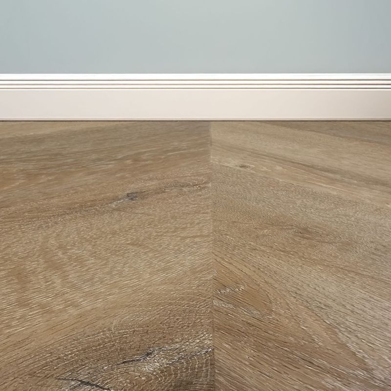 Panele winylowe MODULARI EIR AMBER OAK CHEVRON 94159, dryback, klejone do podłoża, do hoteli, do domów i apartamentów 2,6m2