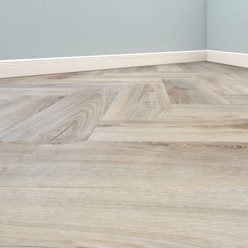 Panele winylowe MODULARI ELITE EIR FARM OAK 20273 herringbone, dryback, klejone do podłoża, do hoteli i apartamentów 2,40m2