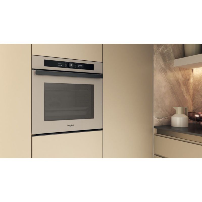 Piekarnik elektryczny z funkcją pary Whirlpool WOI4S8CM1SEA 1szt.