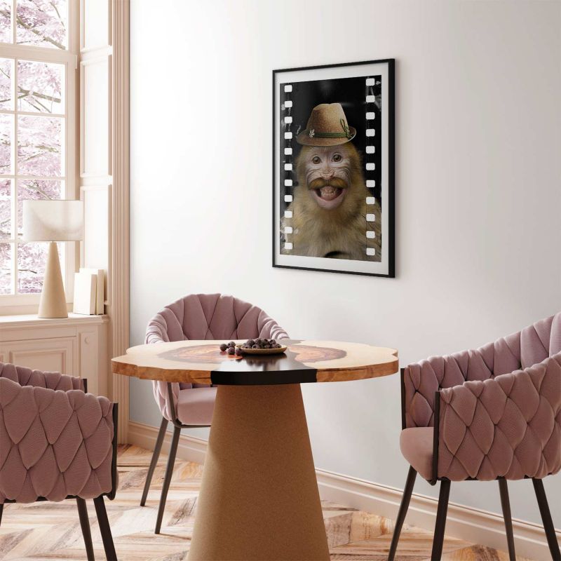 Plakat Artgeist Małpa w kapeluszu 29,7x42 cm z ramą czarną 1 szt