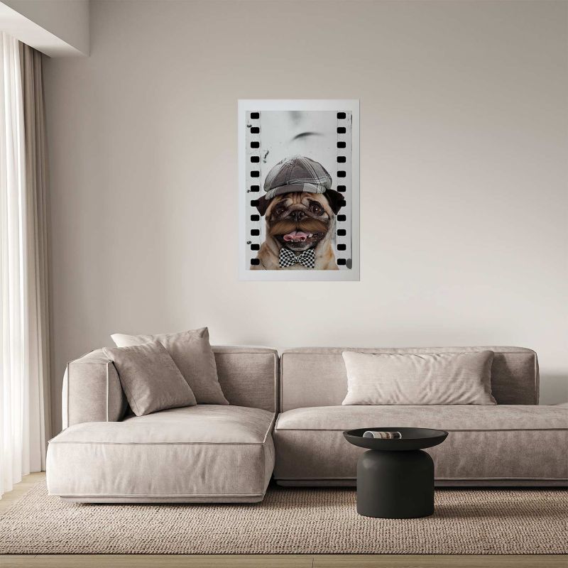Plakat Artgeist Mops w czapce 60x90 cm bez ramy 1 szt