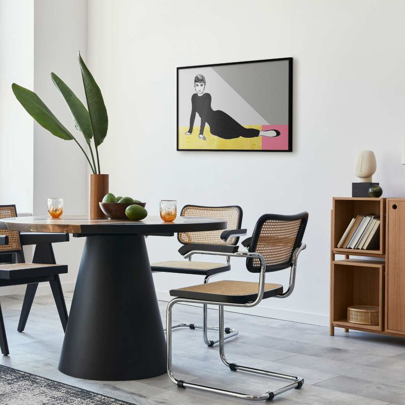 Plakat Artgeist Piękna Audrey 90x60 cm z ramą czarną 1 szt
