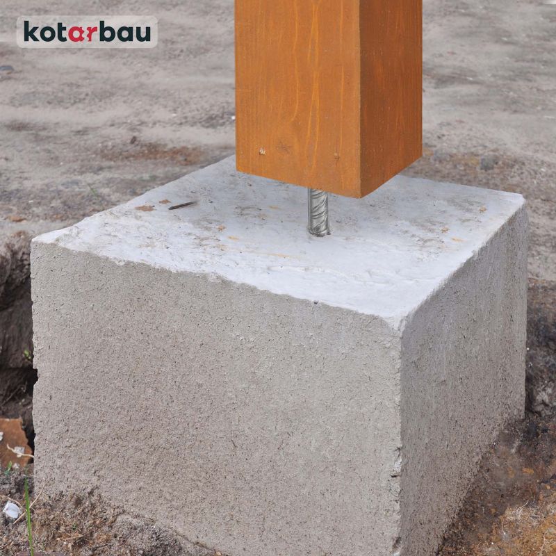 Podstawa słupa KOTARBAU do wmurowania 80x80x200 mm 4 szt.