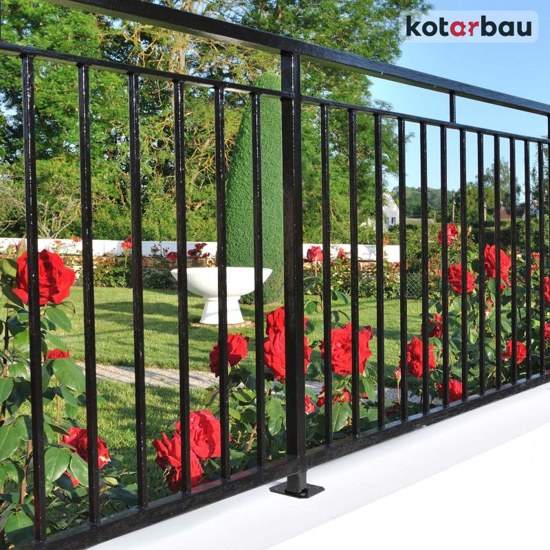 Podstawa słupa KOTARBAU przykręcana czarna 60x40 mm 1 szt.