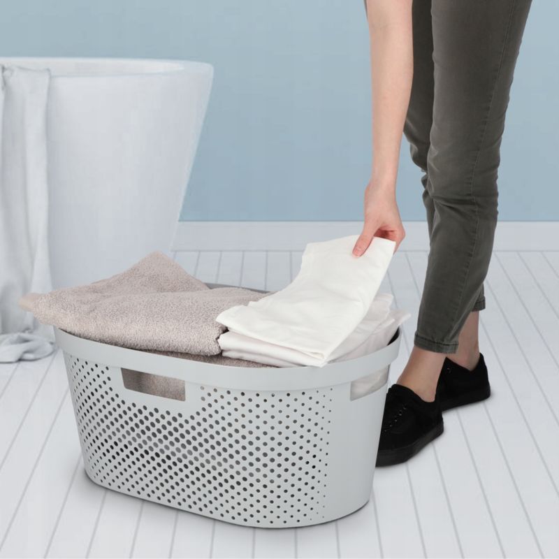 Pojemnik na bieliznę Curver Infinity 40L jasnoszary