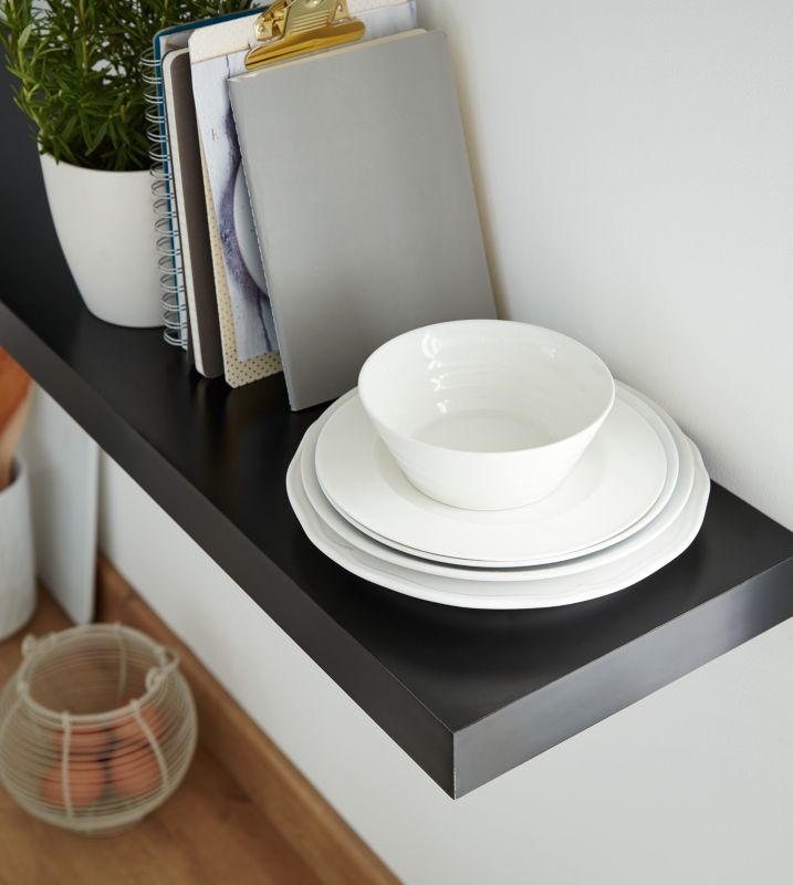 Półka dekoracyjna Form Cusko 38 x 235 x 1180 mm czarna