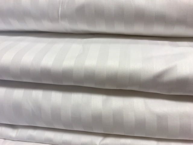 Poszwa adamaszek z 100% bawełny KAM-POL z zakładką 1 cm 180x200 1 szt.