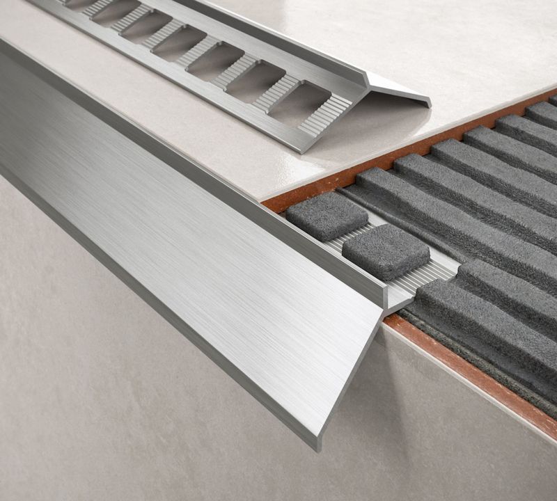 Profil aluminiowy okapowy Diall surowe aluminium 2,5 m