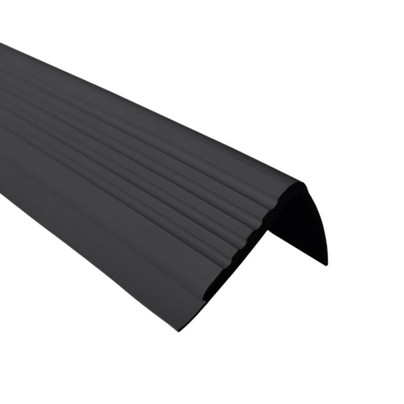 Profil schodowy PCV 48x42mm, QUEST, antypoślizgowy nosek schodowy,  PMW , czarny, 1.5m