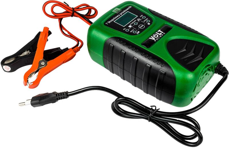 Prostownik z LCD 12 V 8 A Compact Green