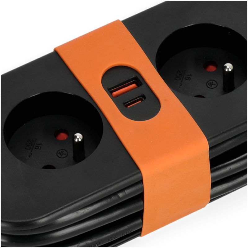 Przedłużacz Kobi 2gn+usb/1,4m/Zu/1,5mm czarny 1szt.