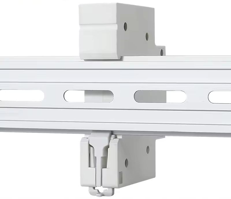 Przekaźnik WiFi BLOW z pomiarem prądu mocy na szynę  DIN Tuya smart WiFi Switch 1 szt.