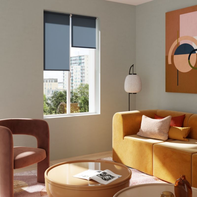 Roleta GoodHome Halo 57 x 160 cm granatowa