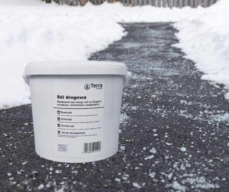 Sól drogowa 7,5 kg z antyzbrylaczem TERRA Feniks do roztapiania lodu, śniegu 1szt.